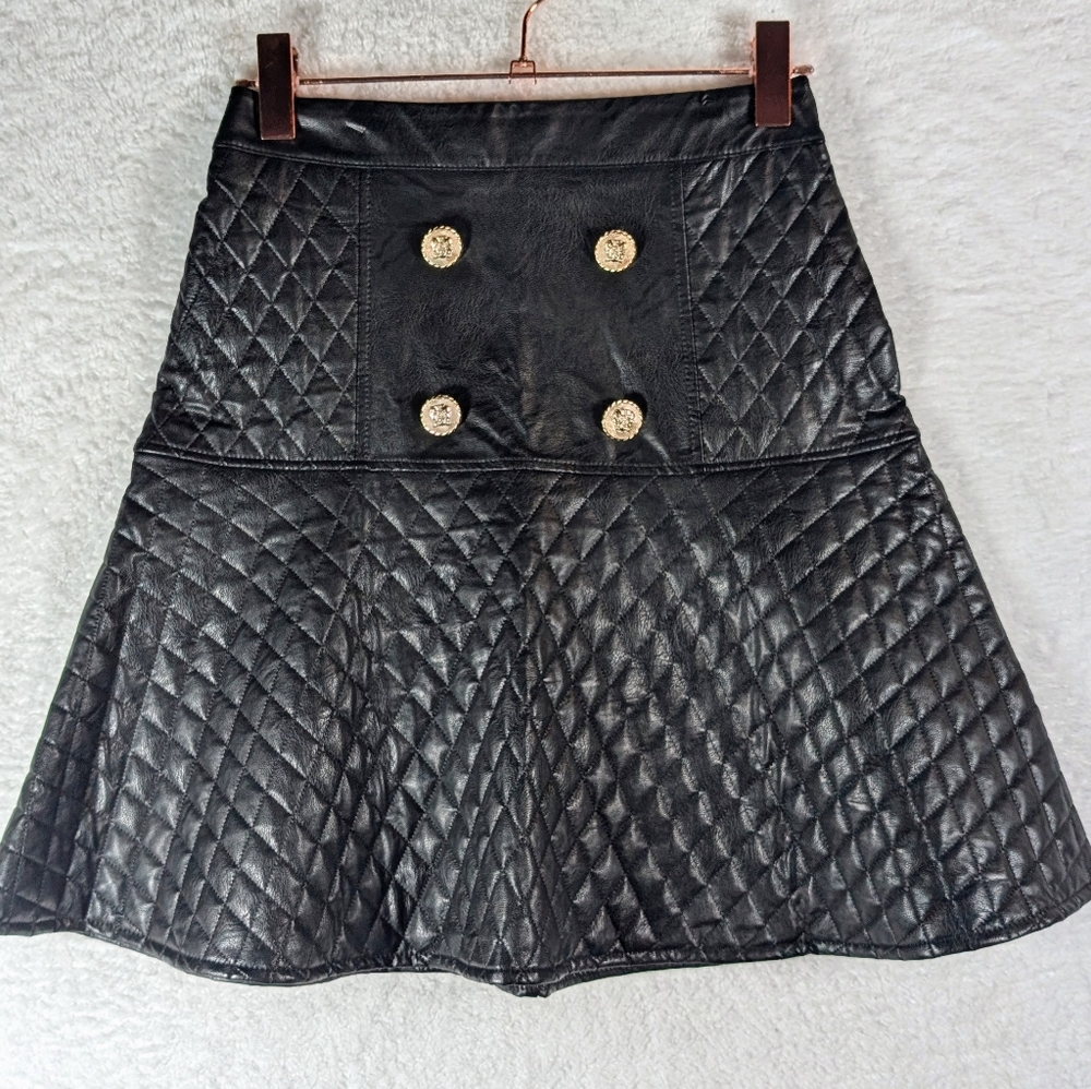 138-Rinascimento‎ Black Quilted A-Line Skirt - Picture 2 of 7